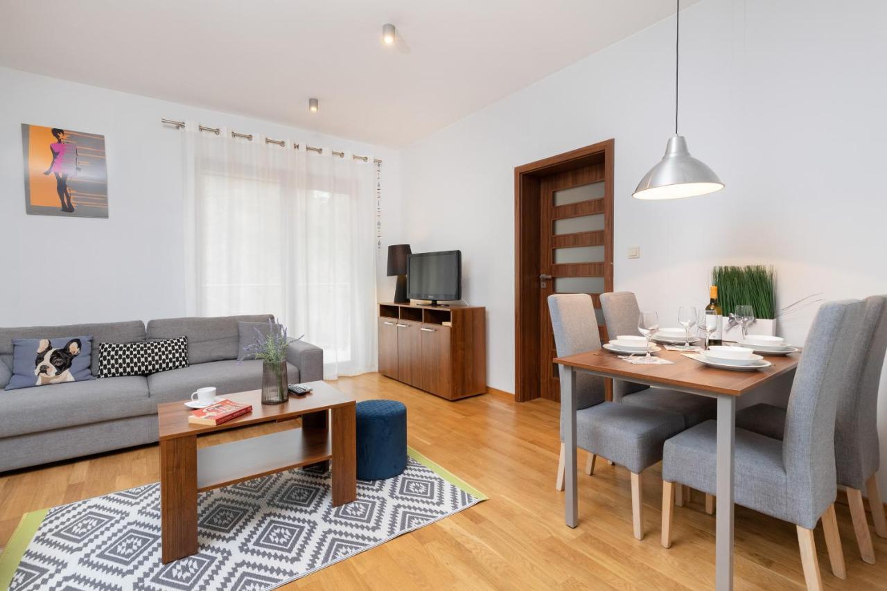 Villa 4 Pory Roku By Noclegi Renters Jastrzebia Gora Exterior photo