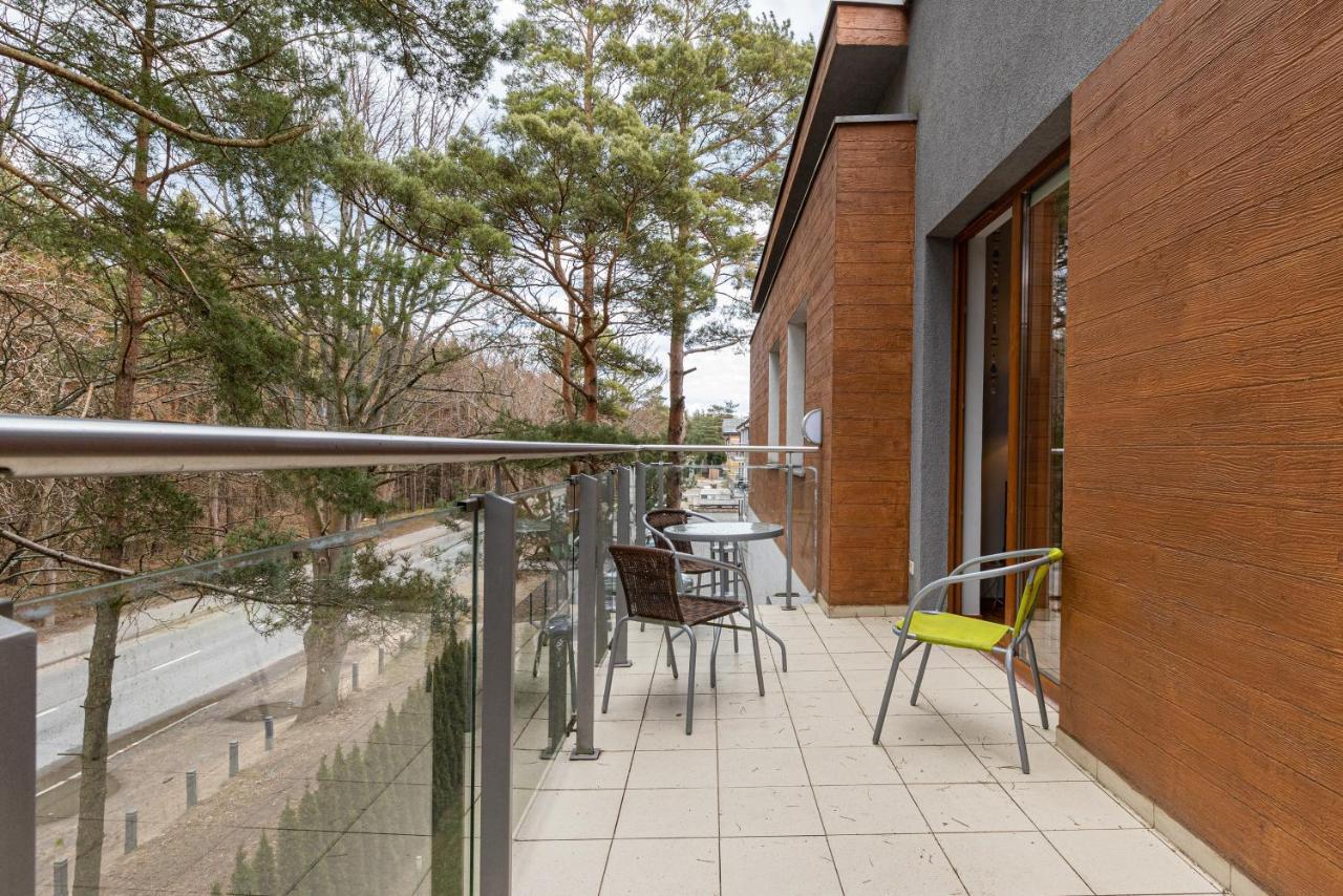 Villa 4 Pory Roku By Noclegi Renters Jastrzebia Gora Exterior photo